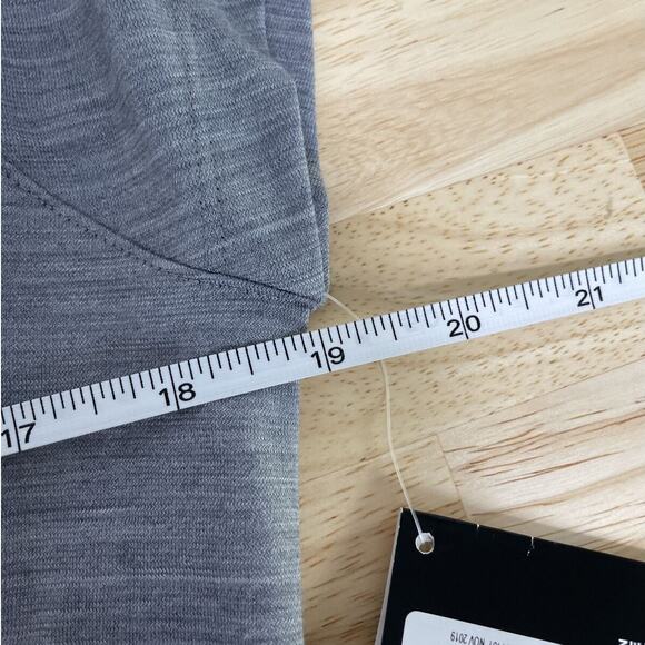 NWT Smartwool‎ Merino Wool Sport Short Sleeve Dress Womens Small Gray Zig Zag - Picture 6 of 13